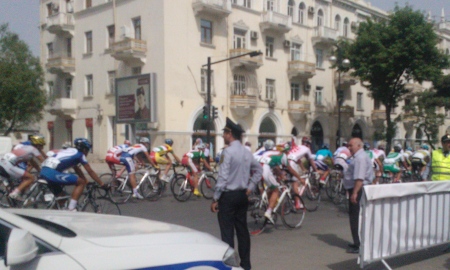 Cycling through Baku